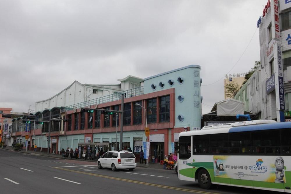 Jeju Dongmun Residence Hotel Exterior foto